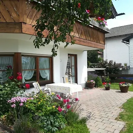 Haus Josefa In The Allgaeu *